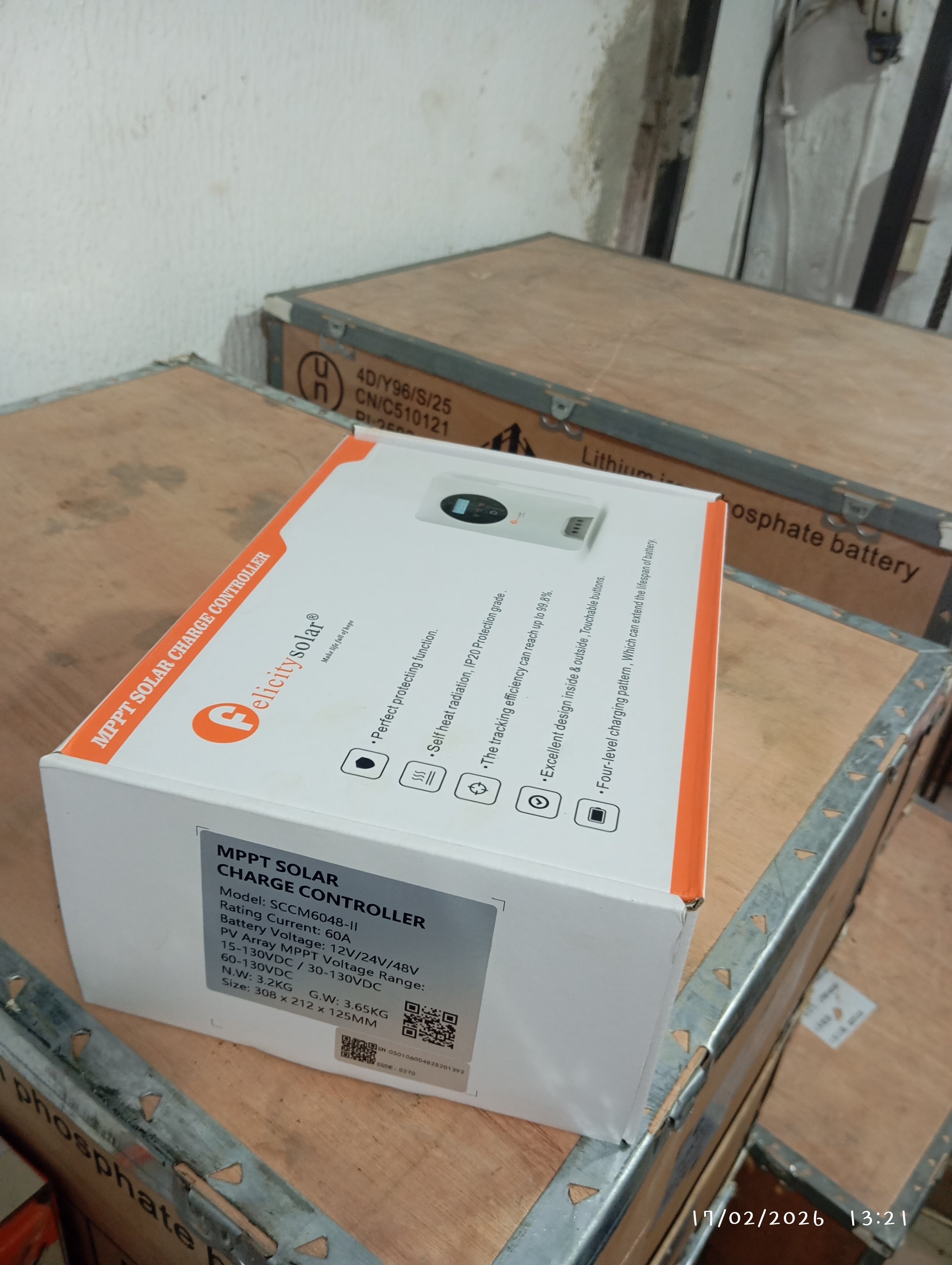 Felicity solar Mppt controller30-120ah